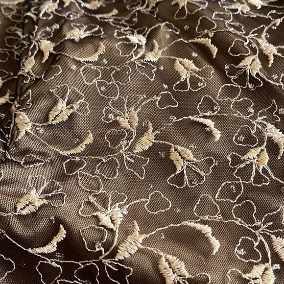 Nox Usa gold lace embroidered dress size small - Picture 6 of 7